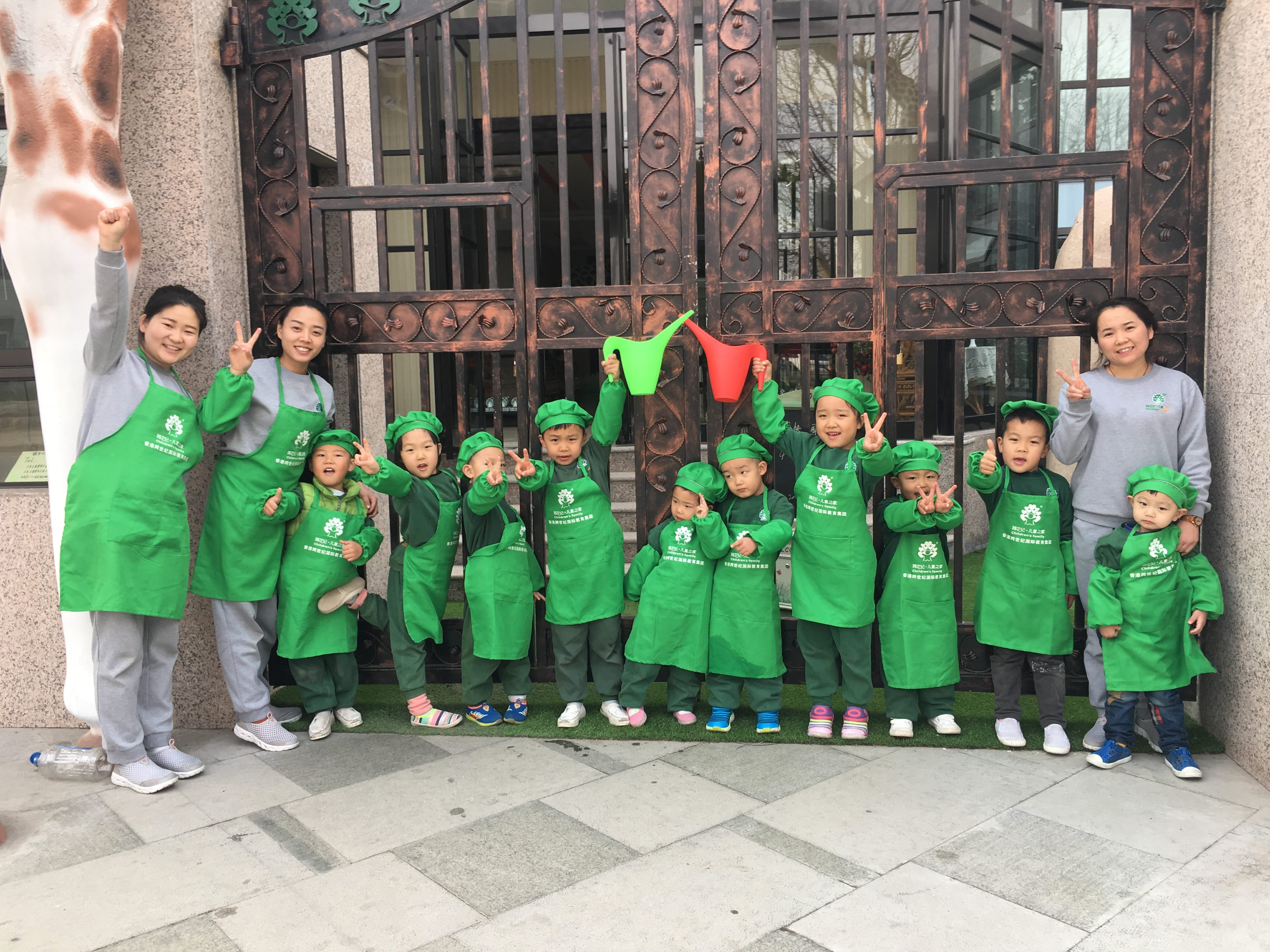 在跨世紀幼蒙特梭利兒園主題化的教學(xué)中(zhōng)，孩子竟然獲得了這麽多(duō)!