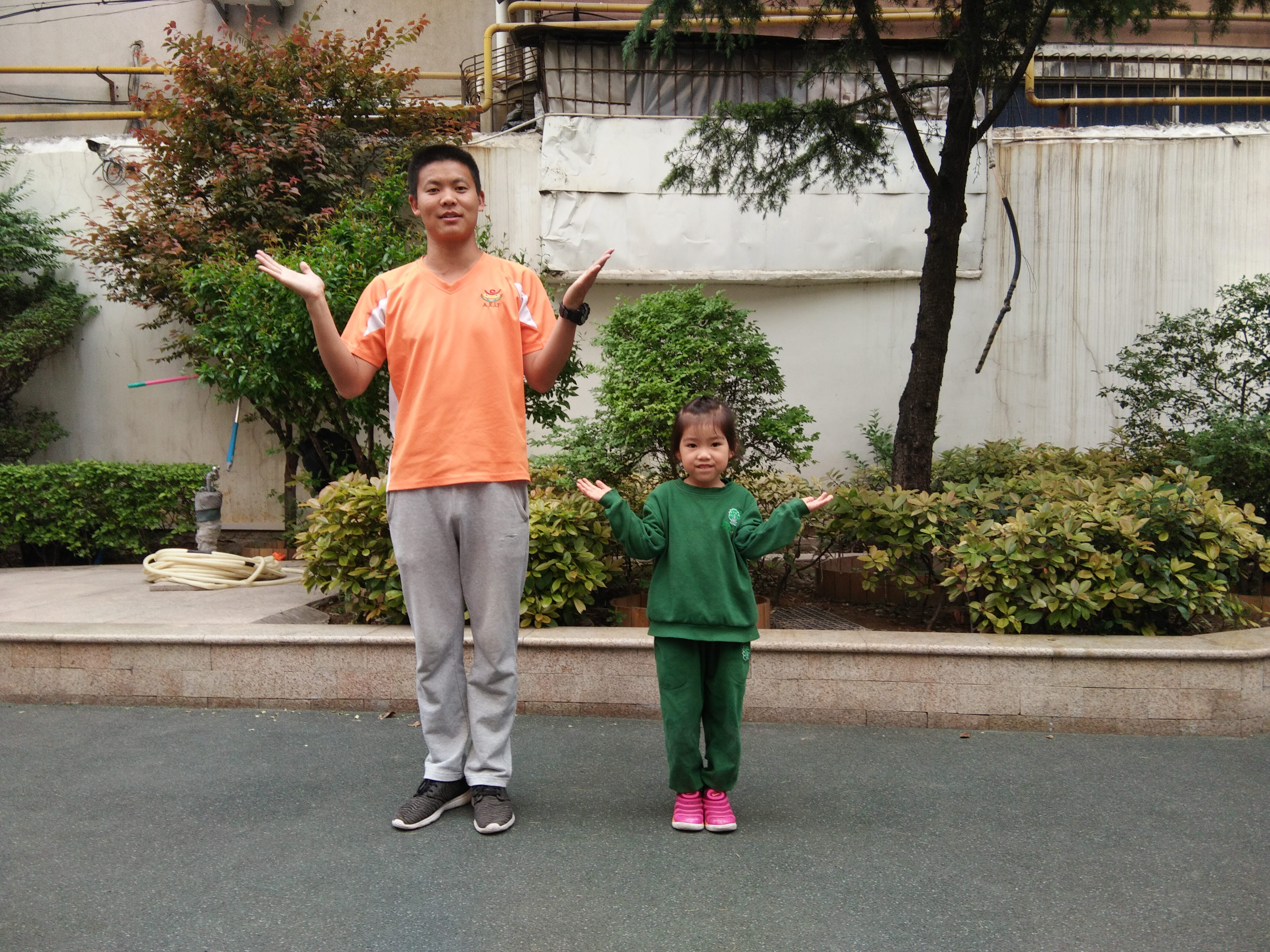 老師，我要做早操