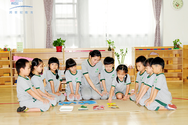 “假蒙氏”or“真蒙氏”,到底什麽是“規範”的蒙氏教育?